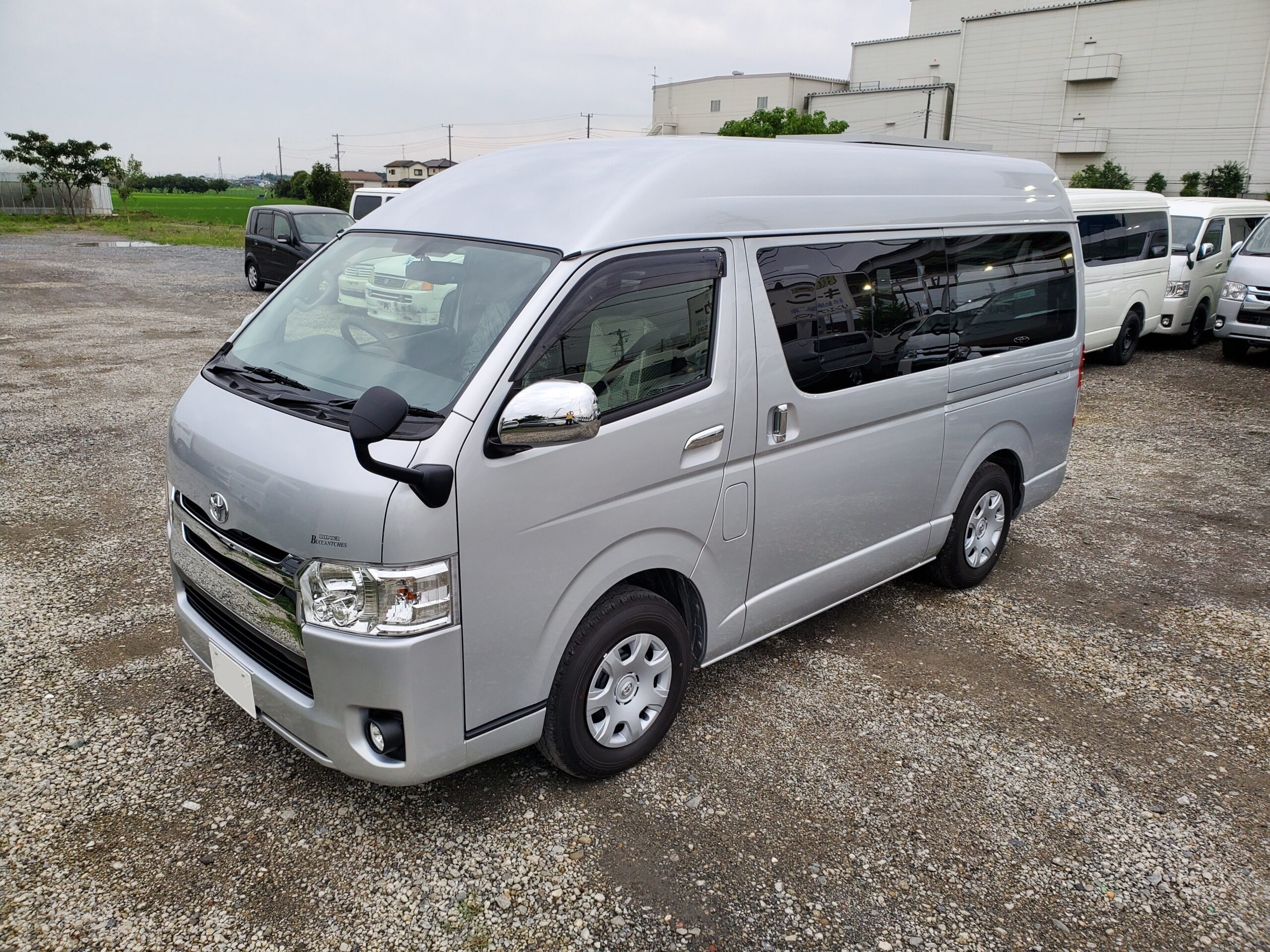 リンエイ トヨタ ハイエースバン - バカンチェスN MOMO｜中古バンコン 